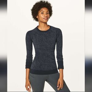 Lululemon Rest less Pullover Heathered Black Womens  Athletic top